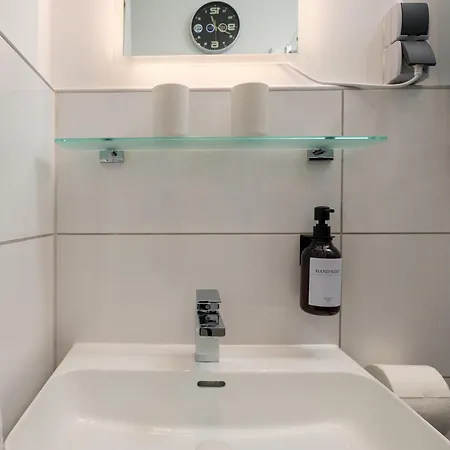 Boardinghouse Hohenzollern 아파트 베를린